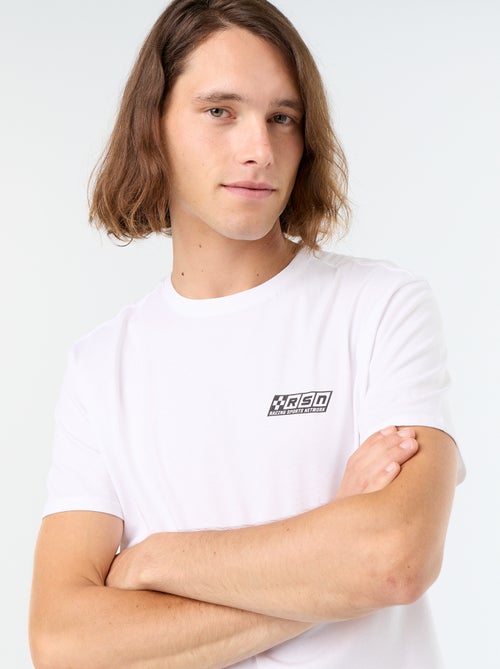 T-shirt 'Disney' 'Pixar' 'Flash McQueen' met print op voor- en achterzijde - Kiabi T-shirt 'Disney' 'Pixar' 'Flash McQueen' met print op voor- en achterzijde - Kiabi