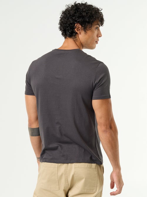 T-shirt met fantasieprint en korte mouwen - Kiabi T-shirt met fantasieprint en korte mouwen - Kiabi