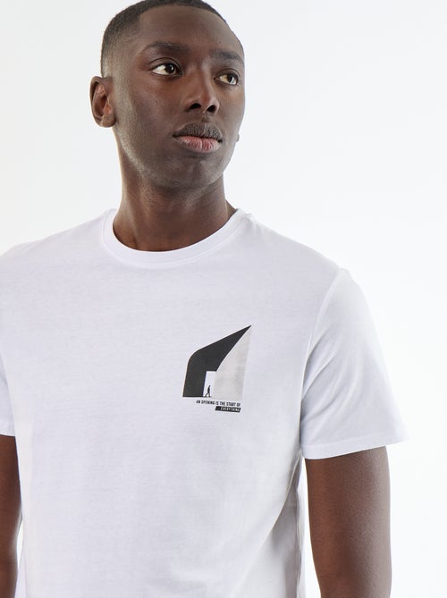 T-shirt met fantasieprint en korte mouwen - Kiabi T-shirt met fantasieprint en korte mouwen - Kiabi
