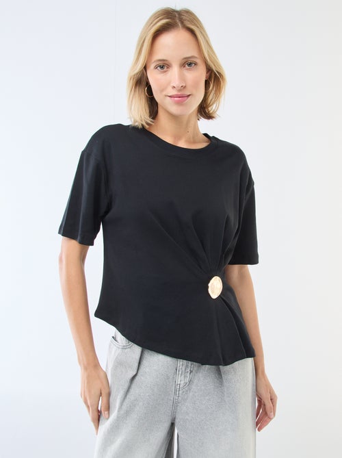 T-shirt met korte mouw met sieraaddetail en gedraaid effect - Kiabi