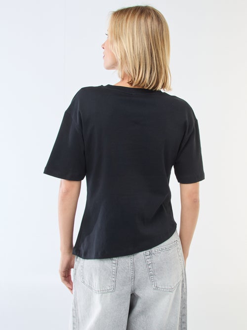 T-shirt met korte mouw met sieraaddetail en gedraaid effect - Kiabi