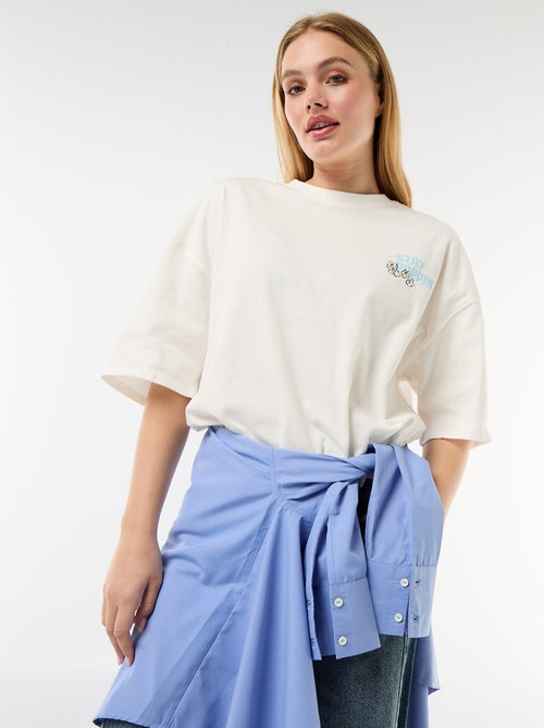 T-shirt met korte mouwen, aan twee kanten bedrukt - Kiabi T-shirt met korte mouwen, aan twee kanten bedrukt - Kiabi