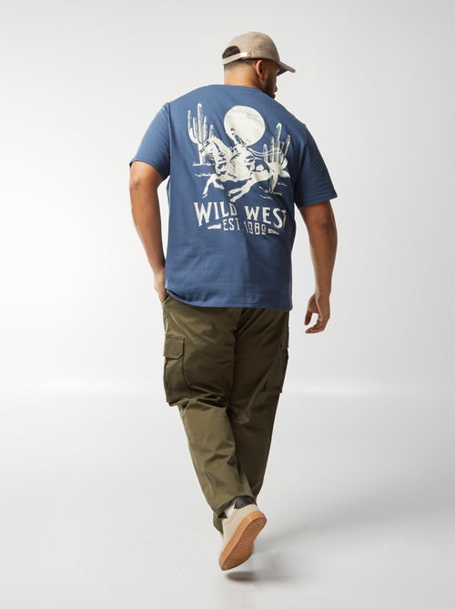 T-shirt met korte mouwen, borduursel voor en grote print achter - Kiabi