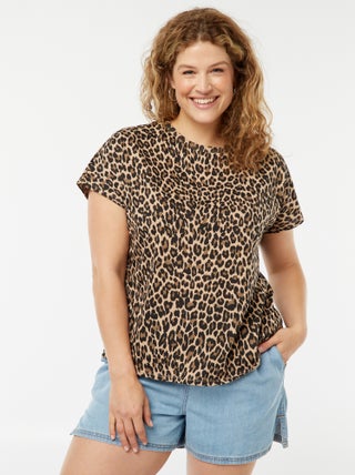 T-shirt met korte mouwen en blote rug