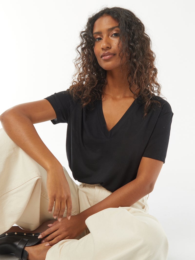 T-shirt met korte mouwen en V-hals zwart - Kiabi