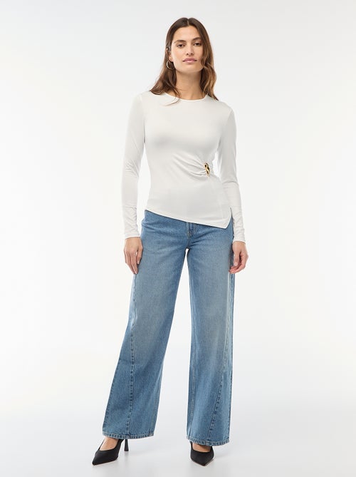 T-shirt met lange mouwen en goudkleurige sierdetail met gedraaid effect - Kiabi