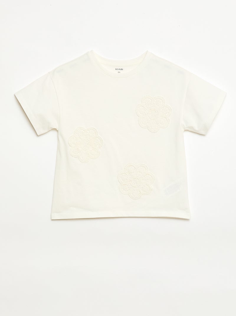 T-shirt met macramébloemen Wit - Kiabi
