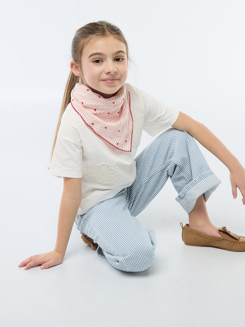 T-shirt met macramébloemen Wit - Kiabi