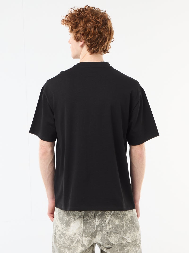 T-shirt met ronde hals en contrasterend borduursel Zwart - Kiabi