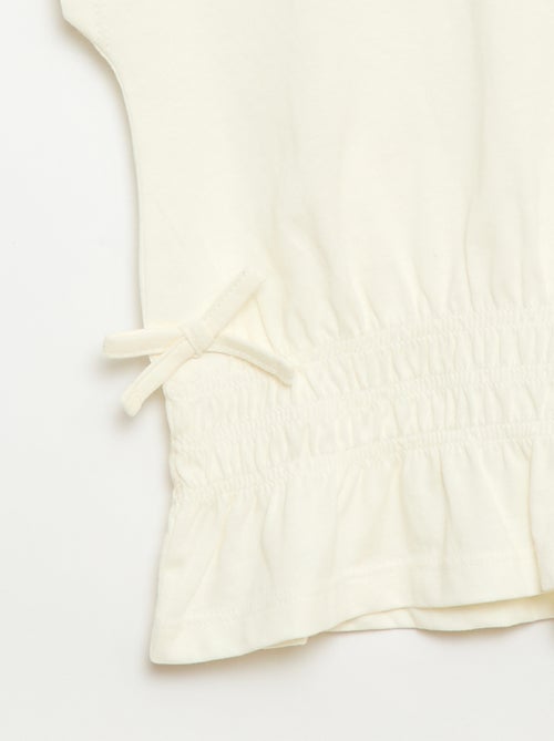 T-shirt met smocktaille en strikjes aan de taille - Kiabi