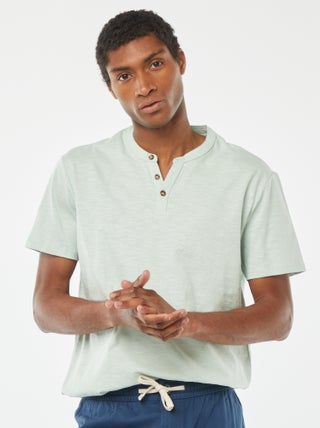 T-shirt met tuniekhals en korte mouw