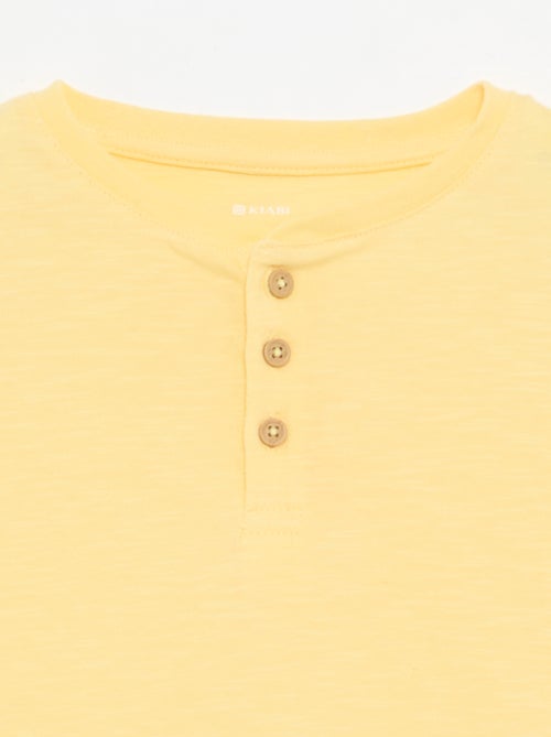 T-shirt met tuniekkraag - Kiabi T-shirt met tuniekkraag - Kiabi