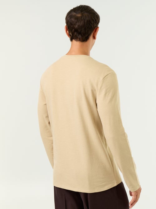 T-shirt met tunisische kraag en lange mouwen - Kiabi T-shirt met tunisische kraag en lange mouwen - Kiabi
