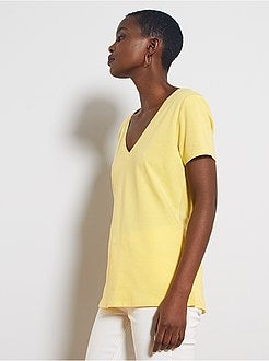 Damesmode maat 34-48 - T-shirt met V-hals - Kiabi