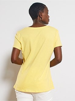 Damesmode maat 34-48 - T-shirt met V-hals - Kiabi