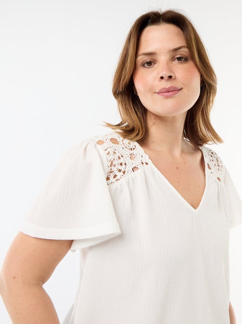 T-shirt van crêpe jerseytricot met macramé - Kiabi