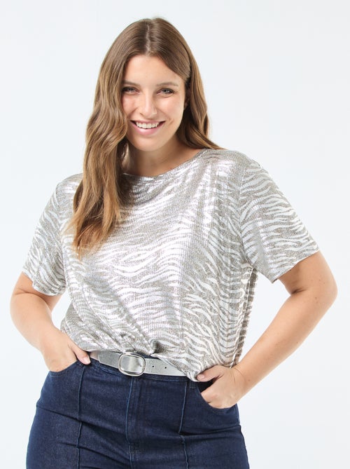 T-shirt van geïriseerde stof 'Only Carmakoma' - Kiabi