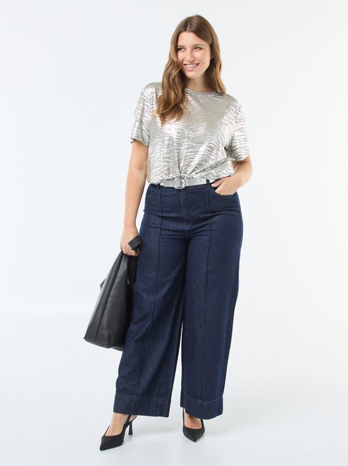 T-shirt van geïriseerde stof 'Only Carmakoma' - Kiabi