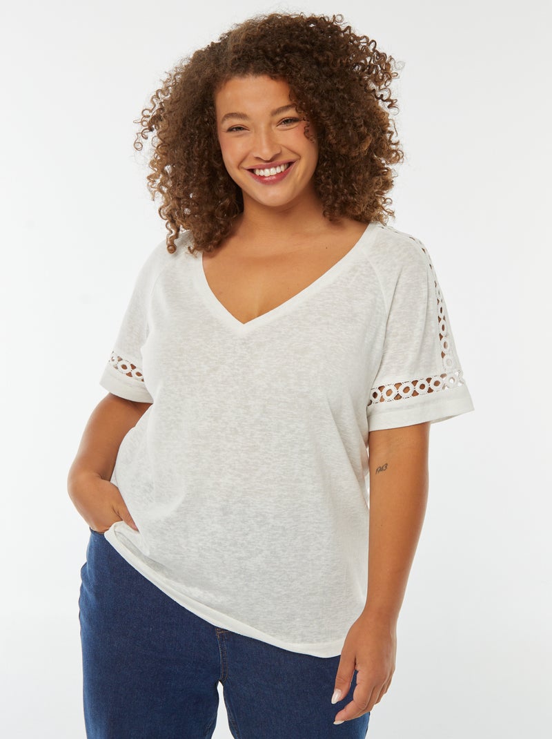 T-shirt van gespikkeld tricot met macramédetails Wit - Kiabi