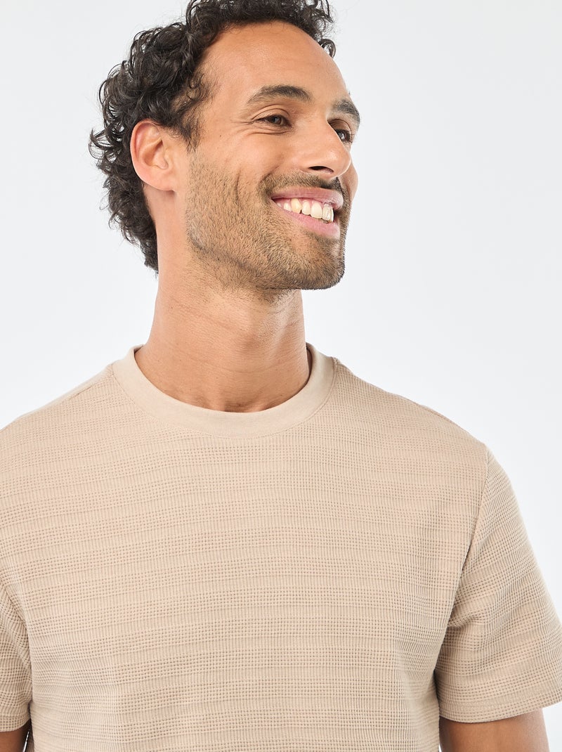 T-shirt van gewafelde stof met korte mouwen Biege - Kiabi