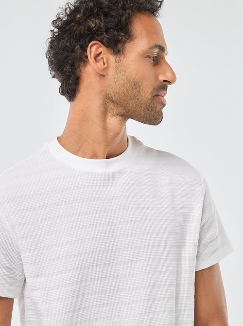 T-shirt van gewafelde stof met korte mouwen - Kiabi