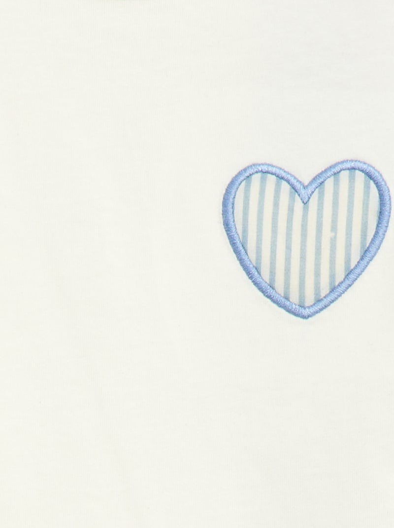T-shirt van jerseytricot met hartpatch Wit - Kiabi