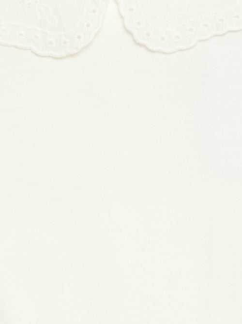 T-shirt van jerseytricot met ronde hals en broderie anglaise - Kiabi