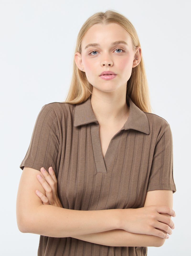 T-shirt van stretchkatoen met polokraag Bruin - Kiabi