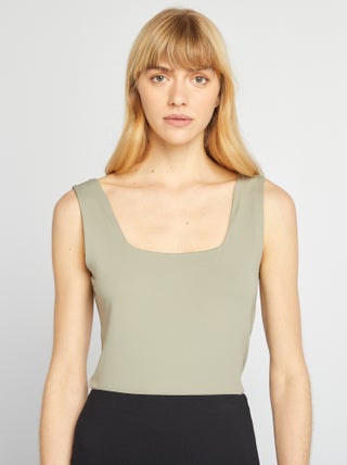 T-shirt van stretchtricot met vierkante hals
