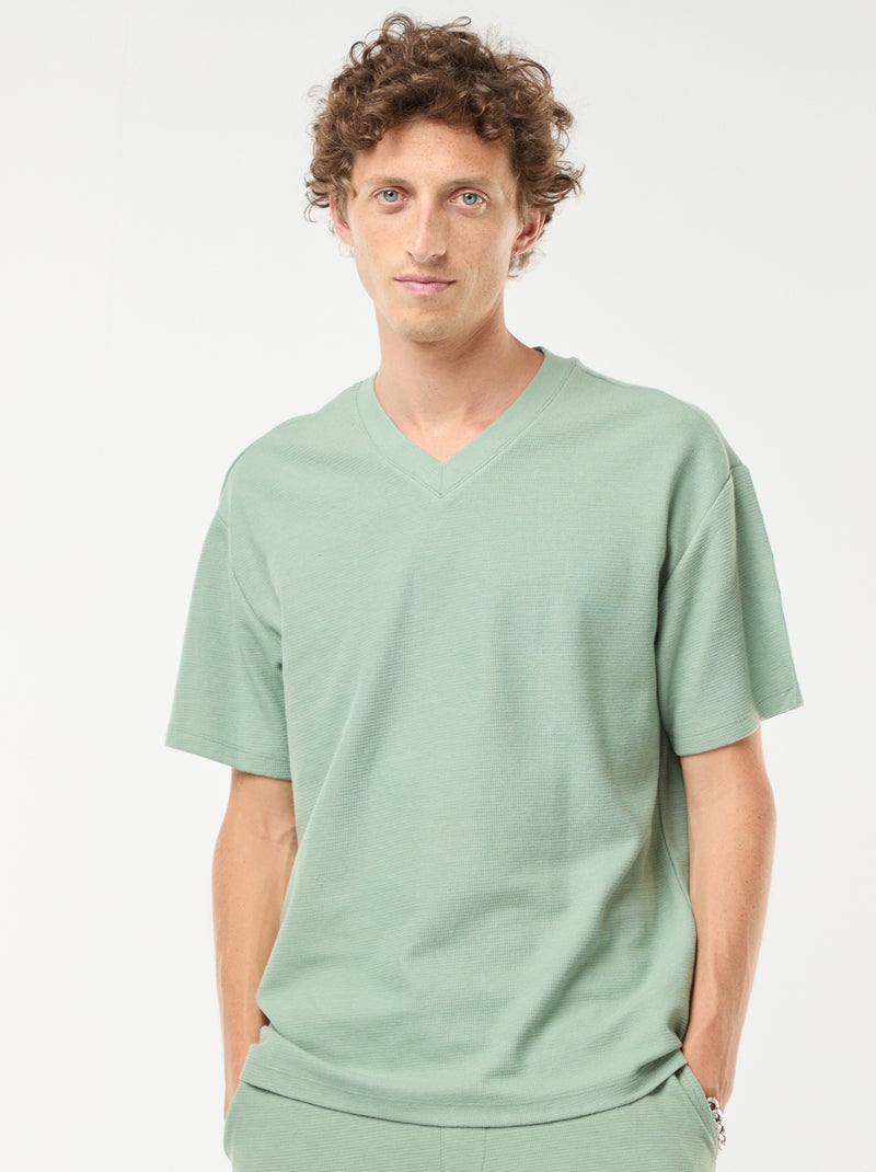 T-shirt van tricot met V-hals Groen - Kiabi
