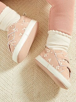 Schattige sloffen en schoenen baby al vanaf € 3,50 - maat 50/62 - Kiabi