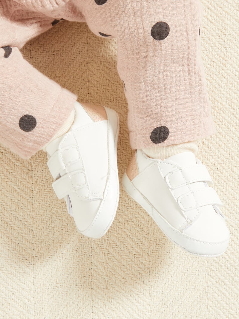Trendy sneakers met klittenband WIT - Kiabi
