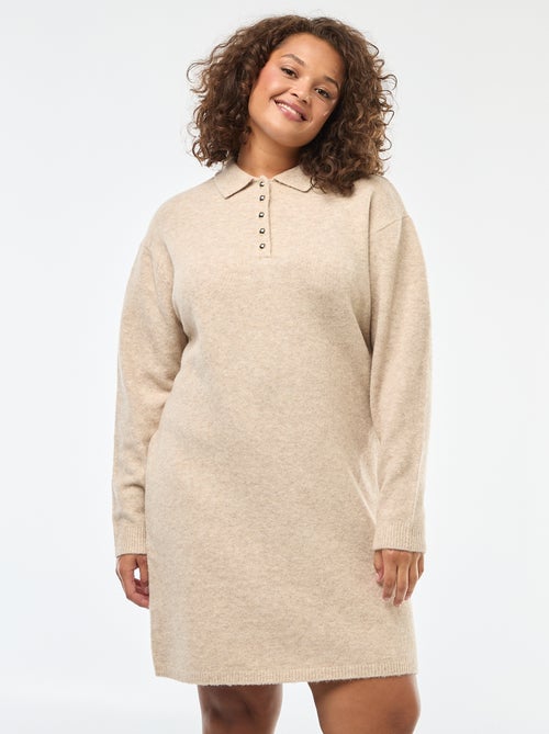 Trui-jurk van zwaar tricot met goudkleurige knoopjes - Kiabi