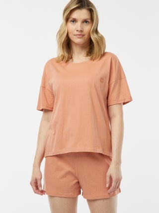 Tweedelige pyjama | T-shirt + short in minimalistische stijl