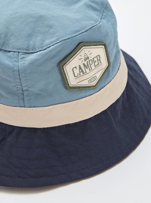 Tweekleurige bucket hat in camperstijl - Kiabi