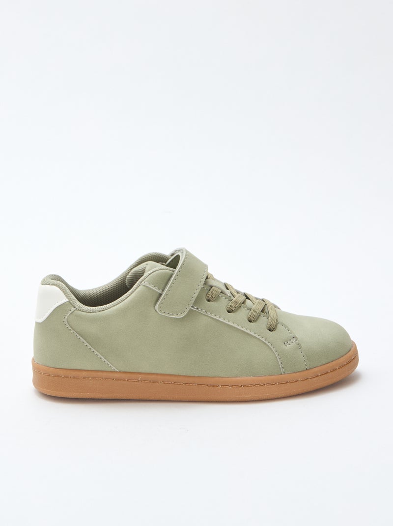 Tweekleurige lage sneakers van suèdine Groen - Kiabi