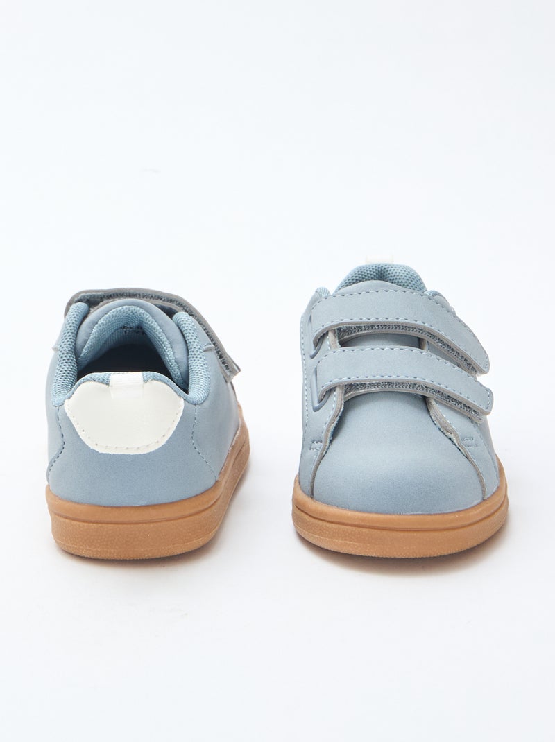 Tweekleurige lage sneakers van suèdine met klittenband Blauw - Kiabi