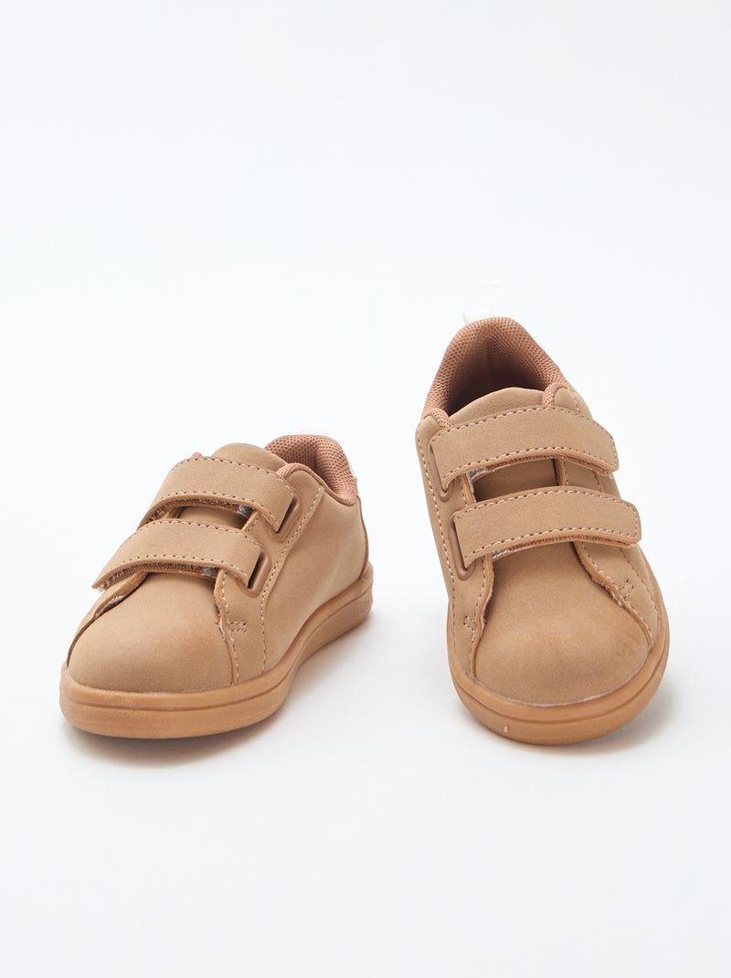 Tweekleurige lage sneakers van suèdine met klittenband Bruin - Kiabi