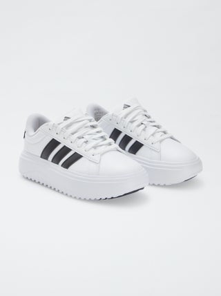 Tweekleurige platformsneakers 'Grand Court' 'adidas'