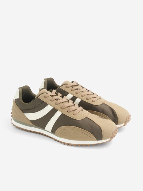 Tweekleurige sneakers met veters - Kiabi Tweekleurige sneakers met veters - Kiabi