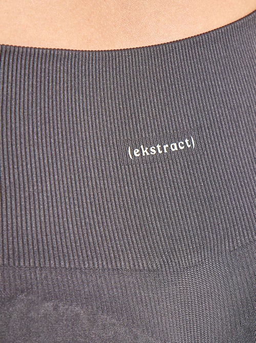 Vormgevende sportshort - (ekstract) - Kiabi