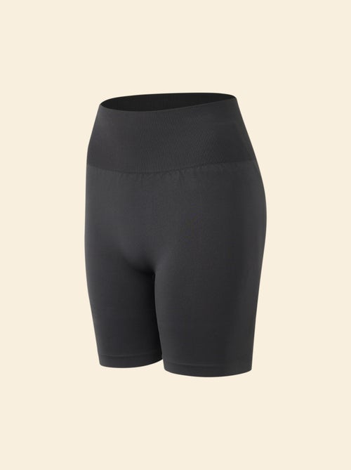 Vormgevende sportshort - (ekstract) - Kiabi