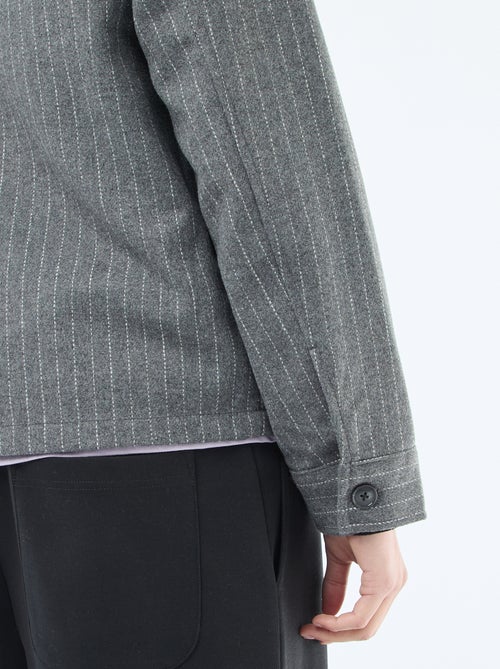 Warm, effen overshirt met zakken met klepje - Kiabi