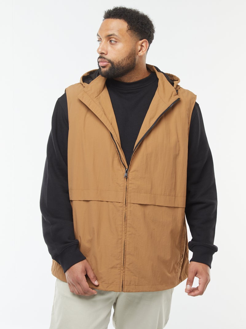 Waterdicht windjack met capuchon en afneembare mouwen Bruin - Kiabi