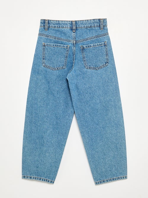 Wide leg fit broek met zilverkleurige fantasie studs - Kiabi Wide leg fit broek met zilverkleurige fantasie studs - Kiabi