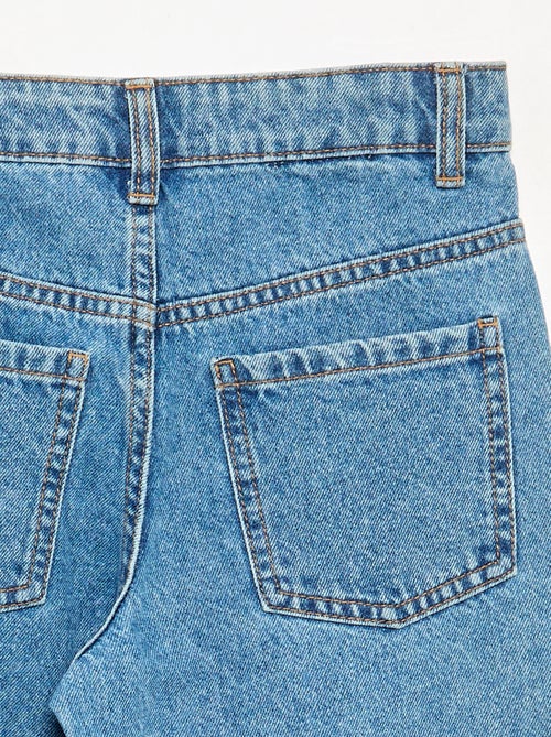 Wide leg fit broek met zilverkleurige fantasie studs - Kiabi Wide leg fit broek met zilverkleurige fantasie studs - Kiabi