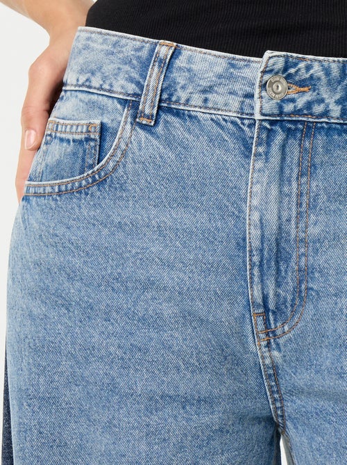 Wide leg jeans met contrasterende zijkanten - Kiabi Wide leg jeans met contrasterende zijkanten - Kiabi