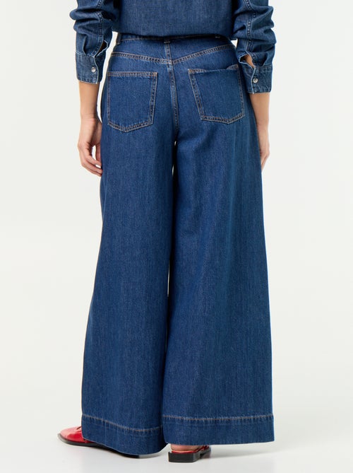 Wide leg-jeans met uitgesneden zakken - Kiabi Wide leg-jeans met uitgesneden zakken - Kiabi