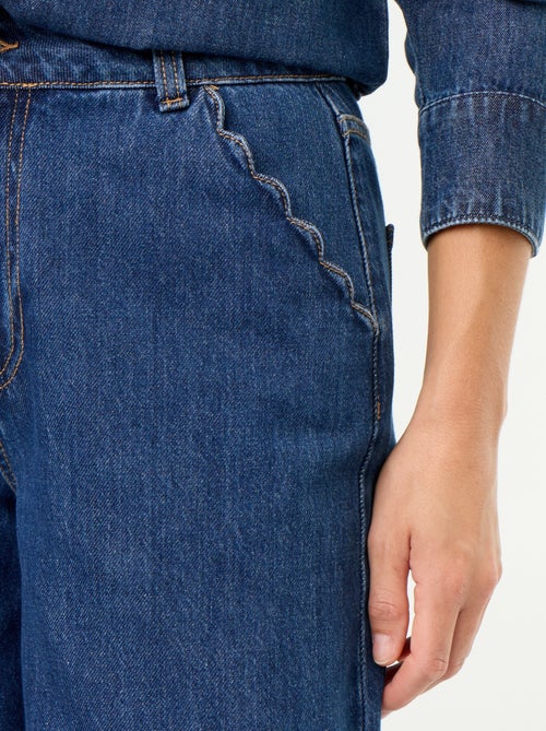 Wide leg-jeans met uitgesneden zakken - Kiabi Wide leg-jeans met uitgesneden zakken - Kiabi