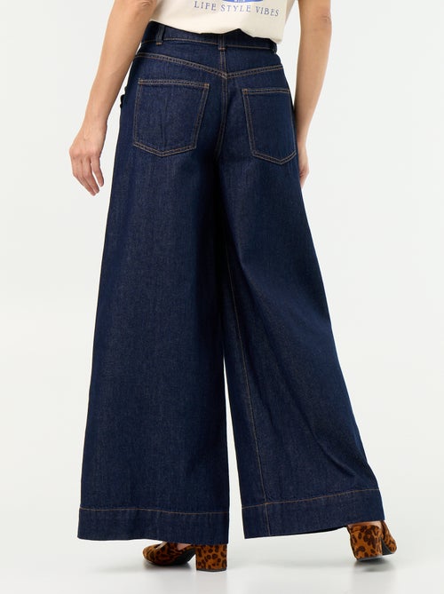Wide leg-jeans met uitgesneden zakken - Kiabi Wide leg-jeans met uitgesneden zakken - Kiabi